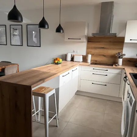 Dom wakacyjny New House With Garden - Beaches 11 Min Away