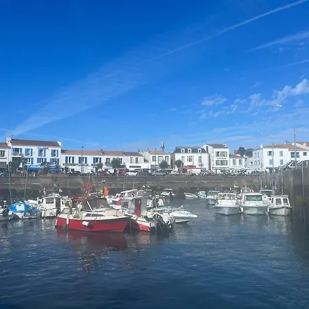 New House With Garden - Beaches 11 Min Away Nyaraló