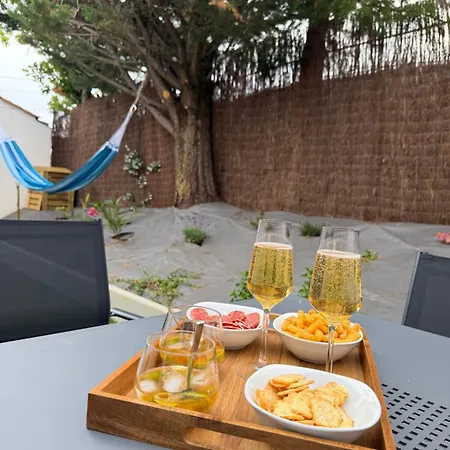 Dom wakacyjny New House With Garden - Beaches 11 Min Away LʼAiguillon-sur-Vie