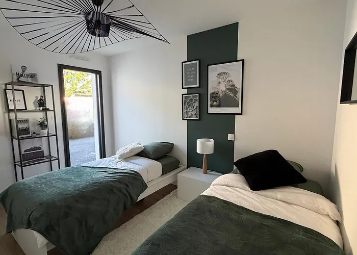 度假居 New House With Garden - Beaches 11 Min Away