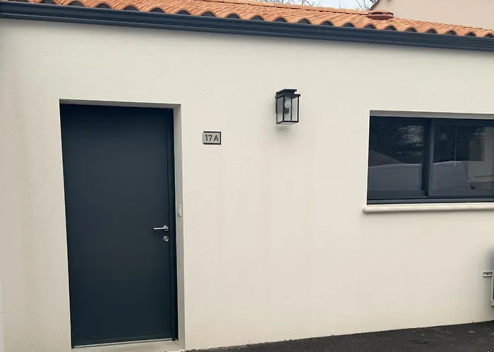 New House With Garden - Beaches 11 Min Away