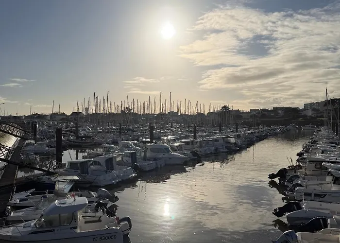 New House With Garden - Beaches 11 Min Away 度假居 *